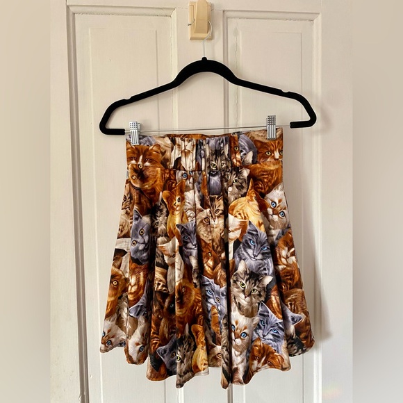 All-over cat print skirt - Picture 3 of 6